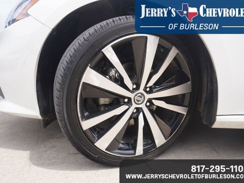 Used 2022 Nissan Altima 2.5 SR image 12