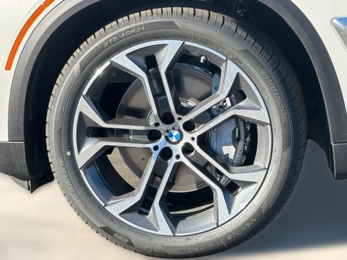 New 2026 BMW X5 xDrive50e AWD/4WD image 11