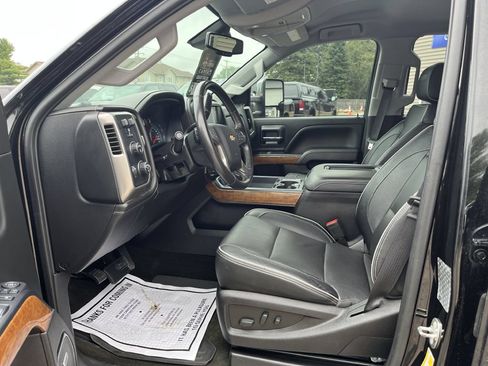 Used 2018 Chevrolet Silverado 3500 High Country w/ Duramax Plus Package AWD/4WD image 28