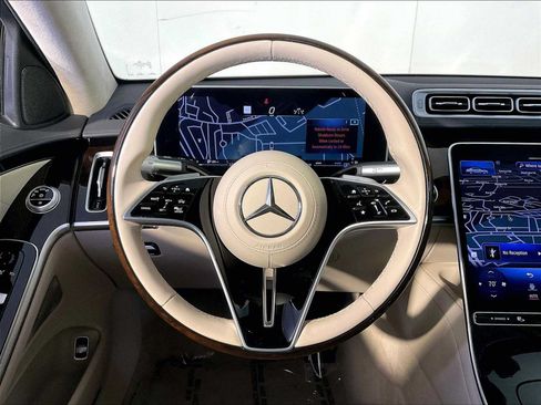 Used 2024 Mercedes-Benz S 580 4MATIC Sedan image 15