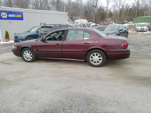 Used 2004 Buick Le Sabre Custom image 8