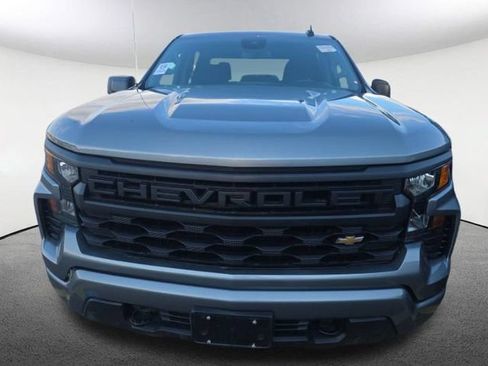 Used 2023 Chevrolet Silverado 1500 Custom AWD/4WD image 2