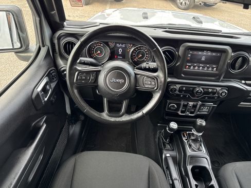 Used 2022 Jeep Wrangler Unlimited Sport AWD/4WD image 15