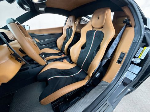 Certified 2015 Ferrari 458 Speciale Coupe RWD image 9