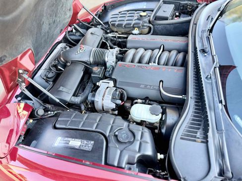 Used 2001 Chevrolet Corvette Coupe w/ Preferred Equipment Group2 RWD image 29