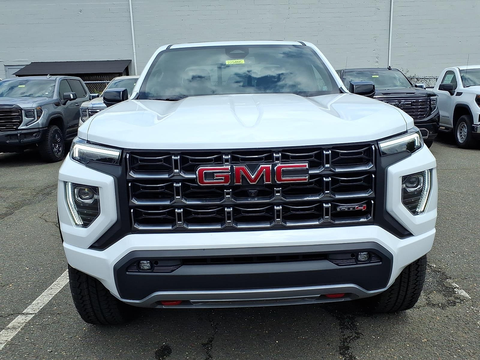 New 2026 GMC Canyon AT4 AWD/4WD image 2