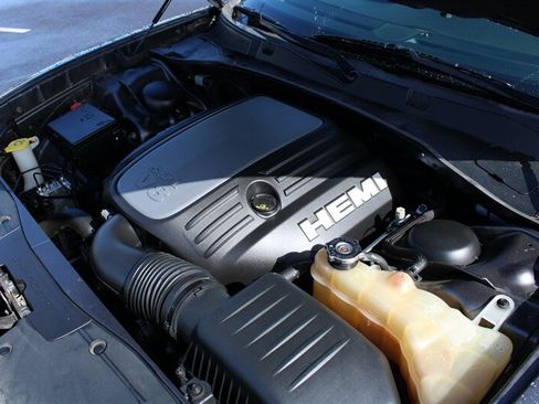 Used 2016 Dodge Charger R/T RWD image 22