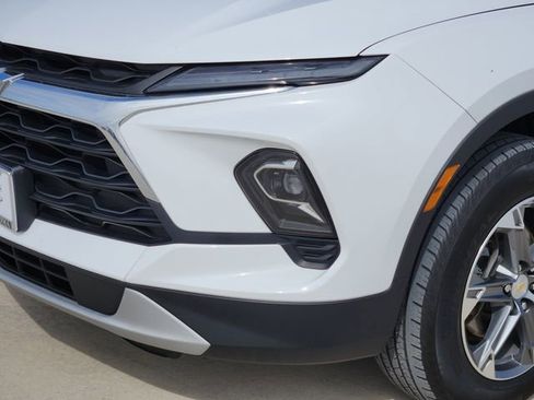 Used 2024 Chevrolet Blazer LT w/ Convenience Package FWD image 9