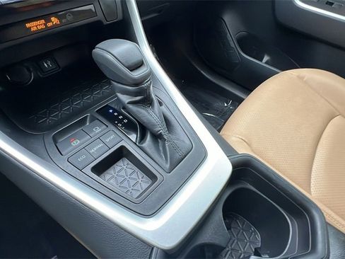 Used 2019 Toyota RAV4 XLE image 26