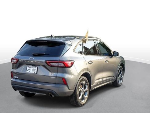 Used 2024 Ford Escape ST-Line w/ Tech Pack #1 AWD/4WD image 8