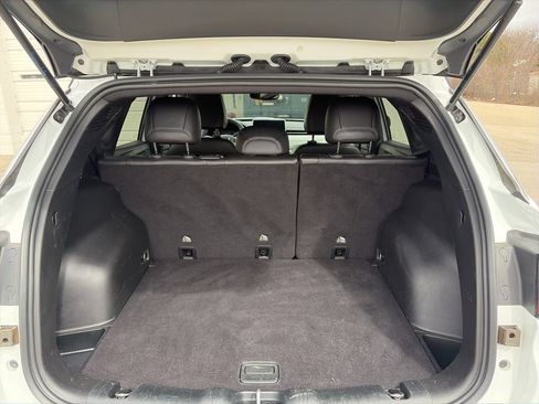 Used 2025 Jeep Compass Limited image 16