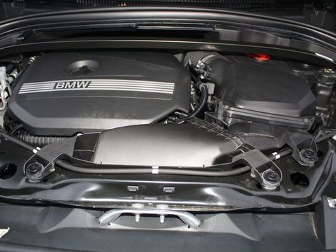 Used 2025 BMW X1 xDrive28i w/ Convenience Package image 3