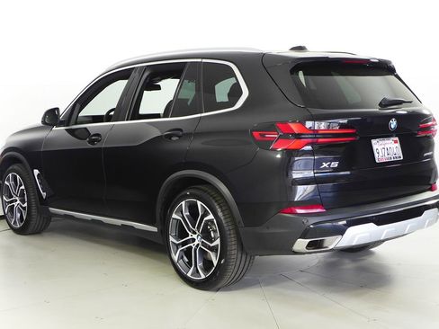 Used 2024 BMW X5 sDrive40i w/ Parking Assistance Package RWD image 9