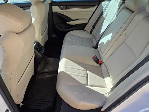 Used 2021 Honda Accord EX-L image 7