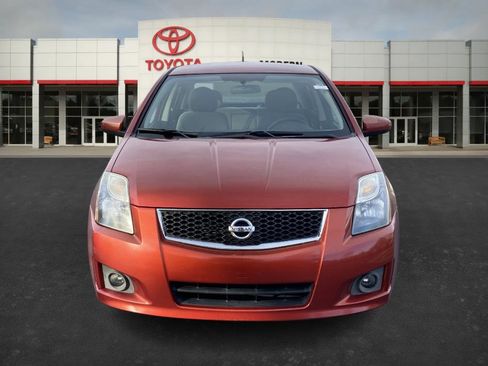 Used 2011 Nissan Sentra 2.0 SR image 2