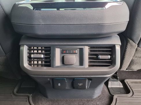Used 2024 Ford F150 Lariat w/ Equipment Group 502A High AWD/4WD image 18
