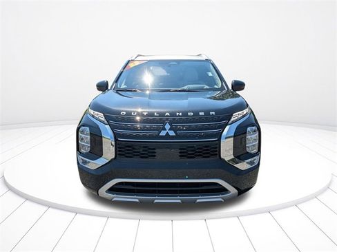 New 2025 Mitsubishi Outlander SEL image 8