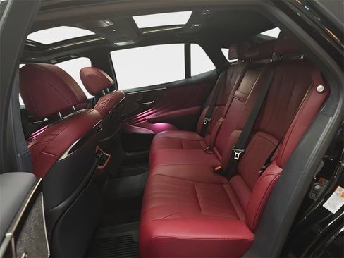 New 2026 Lexus LS 500 AWD image 14