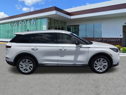 Certified 2020 Lincoln Corsair FWD image 3