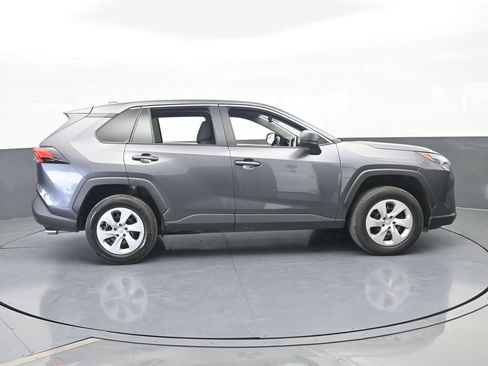 Used 2024 Toyota RAV4 LE FWD image 7