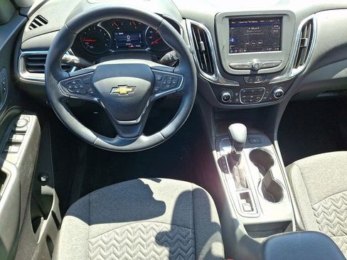 Used 2024 Chevrolet Equinox LT FWD image 10