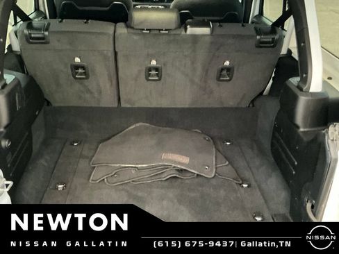 Used 2024 Jeep Wrangler Unlimited Rubicon 4xe AWD/4WD image 19