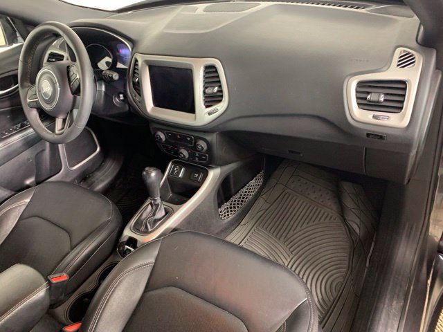 Used 2021 Jeep Compass Latitude FWD image 6