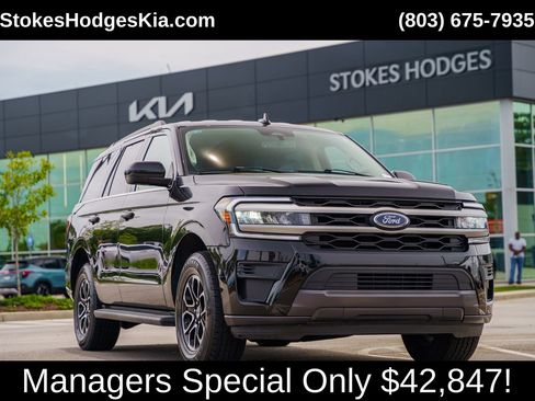 Used 2024 Ford Expedition XLT AWD/4WD image 1