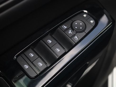 New 2026 Nissan Pathfinder Platinum AWD/4WD image 11