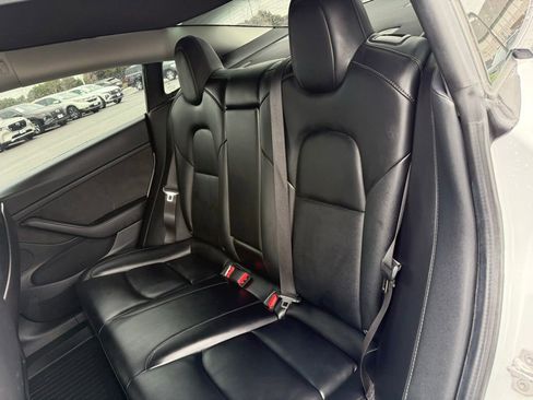 Used 2021 Tesla Model 3 Standard Range Plus image 19