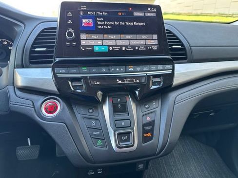 Used 2025 Honda Odyssey EX-L image 15