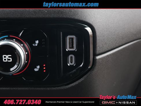 Used 2024 GMC Sierra 3500 SLE image 28