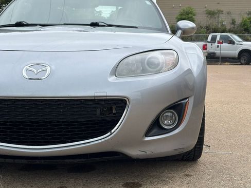 Used 2011 MAZDA MX-5 Miata Grand Touring w/ Premium Pkg RWD image 10