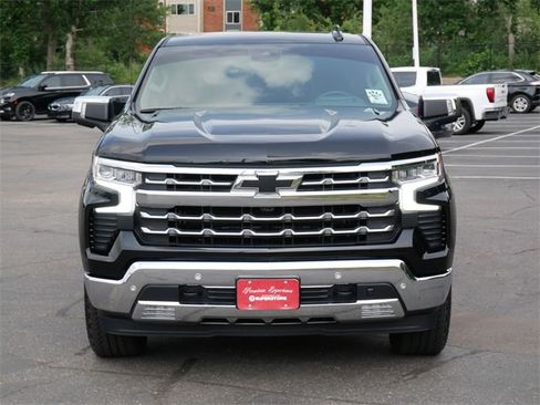 Used 2023 Chevrolet Silverado 1500 LTZ w/ LTZ Premium Package image 8