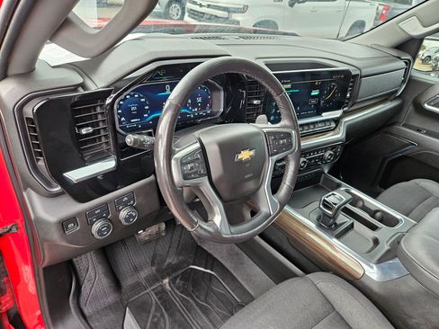 Used 2023 Chevrolet Silverado 1500 LT w/ Protection Package AWD/4WD image 14