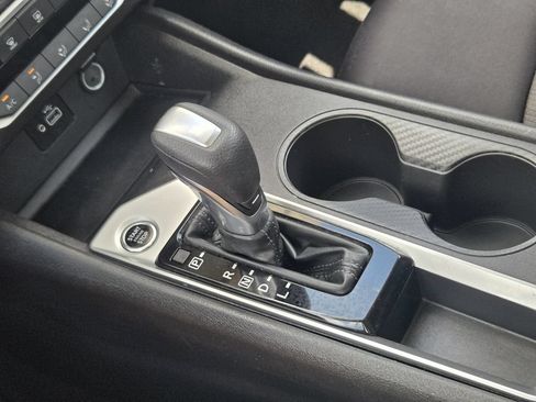 Used 2024 Nissan Altima 2.5 S FWD image 19