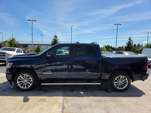 Used 2024 RAM 1500 Laramie AWD/4WD image 11