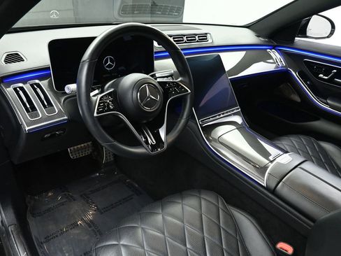 Used 2022 Mercedes-Benz S 580 4MATIC Sedan image 11