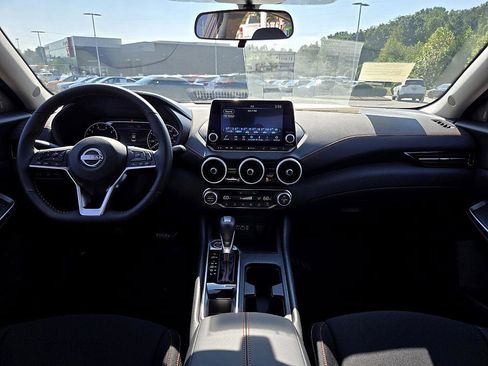 New 2025 Nissan Sentra SR w/ Midnight Edition image 10