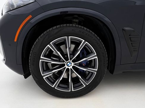 Certified 2024 BMW X5 xDrive40i w/ M Sport Package image 26