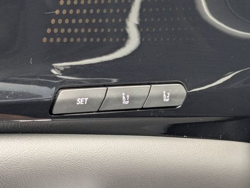 Used 2025 Kia Carnival SX Prestige FWD image 34