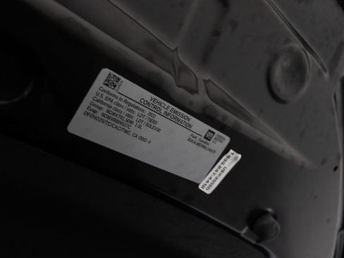 Used 2022 GMC Terrain SLE FWD image 31
