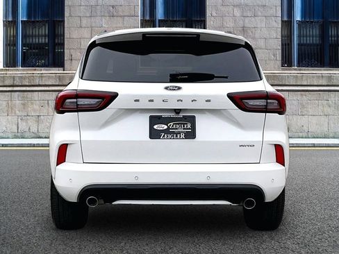 Certified 2023 Ford Escape ST-Line Select w/ Tech Pack #2 AWD/4WD image 4