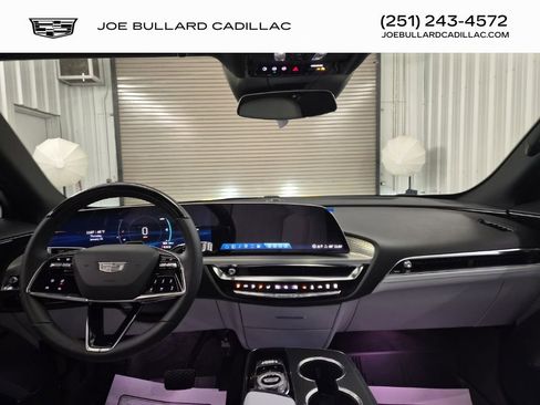 New 2026 Cadillac Lyriq Sport w/ LPO, Floor Liner Package image 32