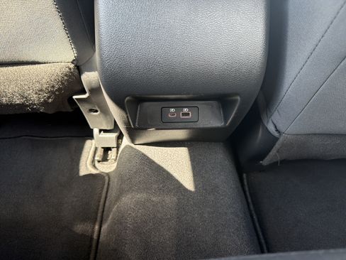 Used 2024 Nissan Altima 2.5 SV FWD image 28