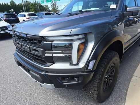 Used 2025 Ford F150 Raptor AWD/4WD image 9