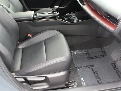 Certified 2023 Toyota Prius Prime FWD image 23