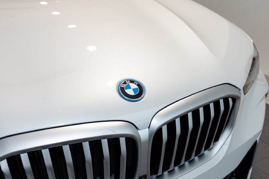 Used 2026 BMW X5 xDrive50e w/ Premium Package AWD/4WD image 16