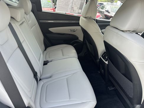 Used 2024 Hyundai Tucson Limited FWD image 14