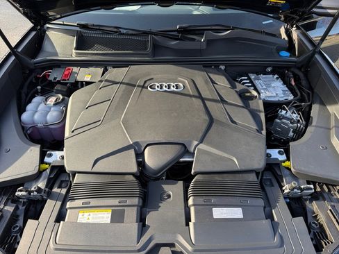 New 2026 Audi Q8 Prestige image 16